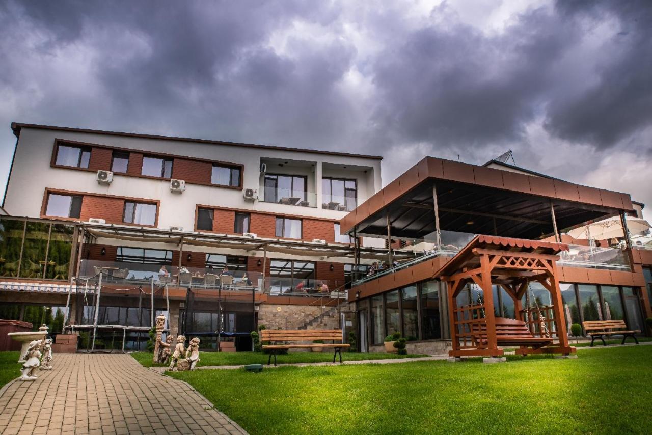 Hotel Roser House Boutique - Pe Malul Lacului Colibiţa Eksteriør bilde