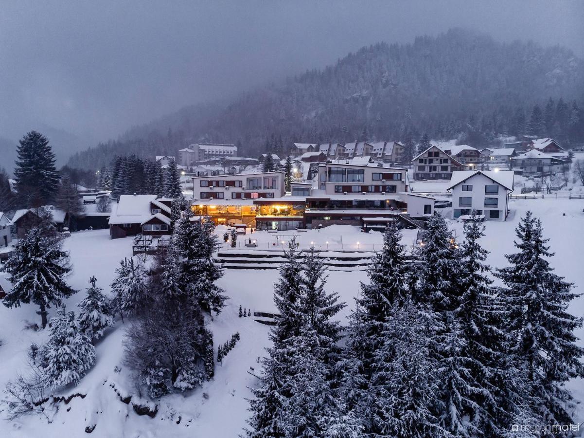 Hotel Roser House Boutique - Pe Malul Lacului Colibiţa Eksteriør bilde